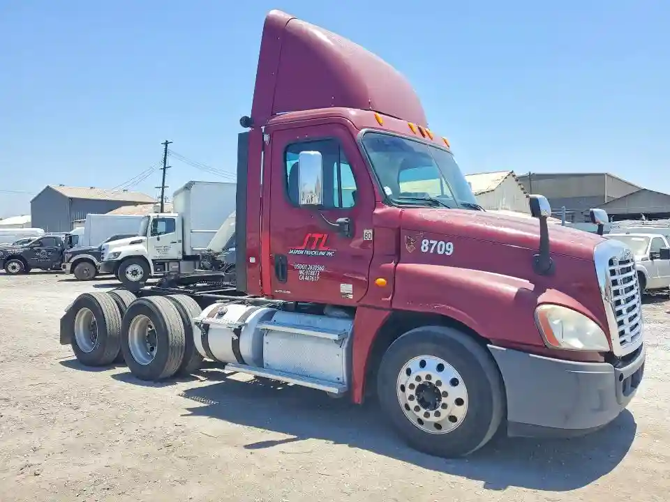 1FUJGEDR6BLBB4129 2011 FREIGHTLINER ALL OTHER-3