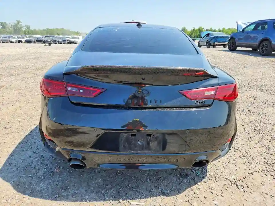 JN1EV7EK7JM341810 2018 INFINITI Q60 3.0T L-5