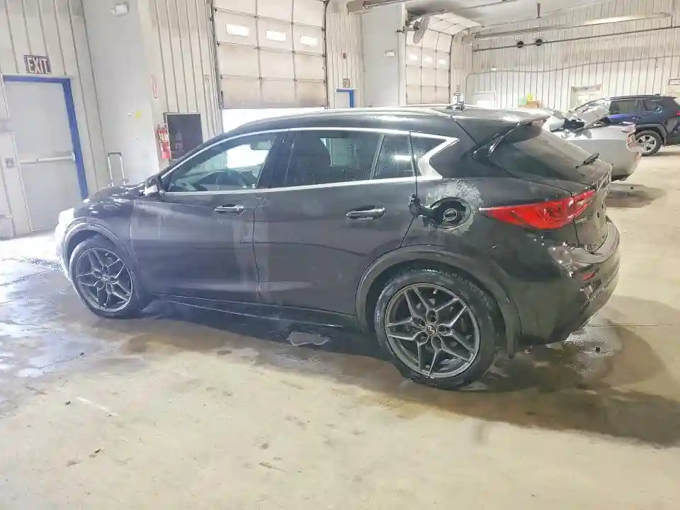 SJKCH5CP8KA007753 2019 INFINITI QX30-1