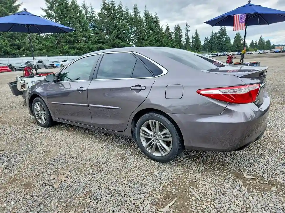 4T1BF1FK1HU767412 2017 TOYOTA CAMRY-1