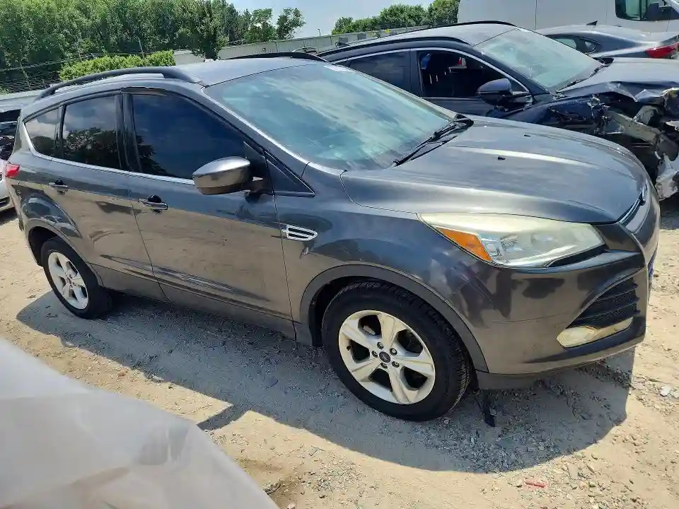 1FMCU9G9XFUB97346 2015 FORD ESCAPE-3