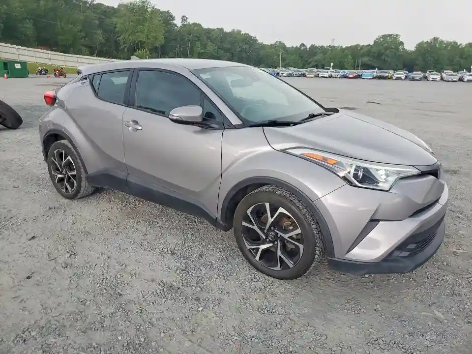 NMTKHMBX7JR043931 2018 TOYOTA C-HR-3