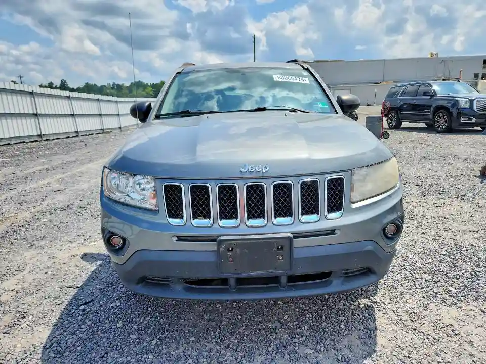 1C4NJDBB1CD632334 2012 JEEP COMPASS-4