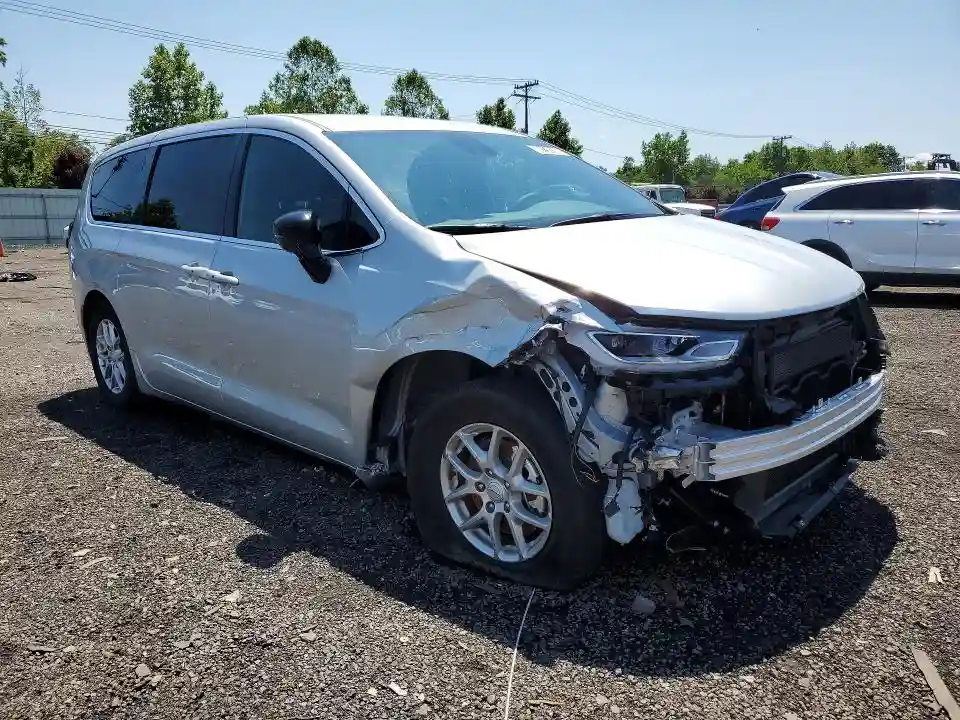 2C4RC1BG2TR246461 2026 CHRYSLER PACIFICA S-3
