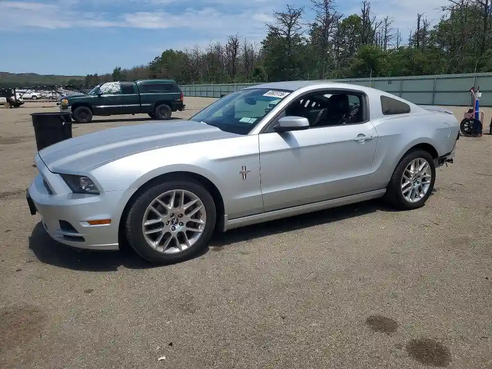 1ZVBP8AM9D5215709 2013 FORD MUSTANG-0