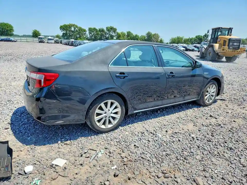 4T1BD1FK4EU114090 2014 TOYOTA CAMRY SOLA-2