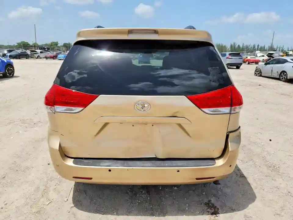5TDYK3DC7ES456102 2014 TOYOTA SIENNA-5