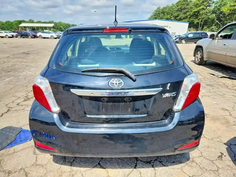 JTDKTUD3XCD531375 2012 TOYOTA YARIS 5-DO-5