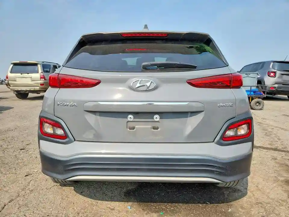 KM8K33AG1MU123667 2021 HYUNDAI KONA-5