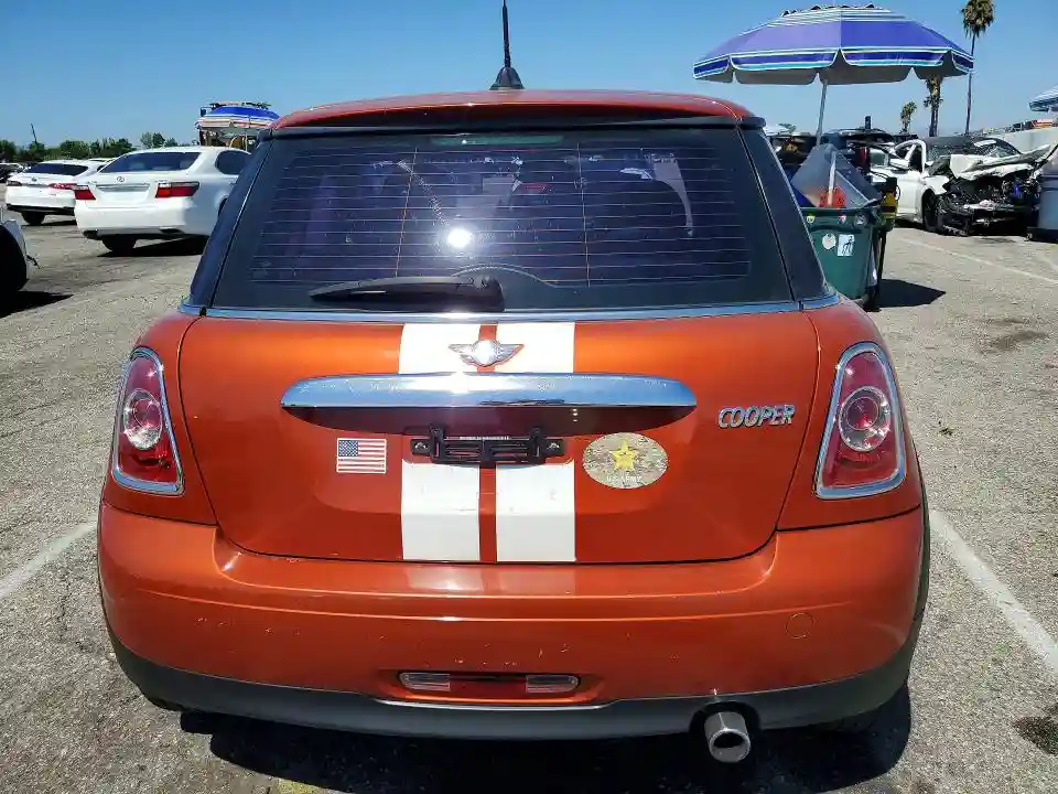 WMWSU3C50CT256032 2012 MINI COOPER-5