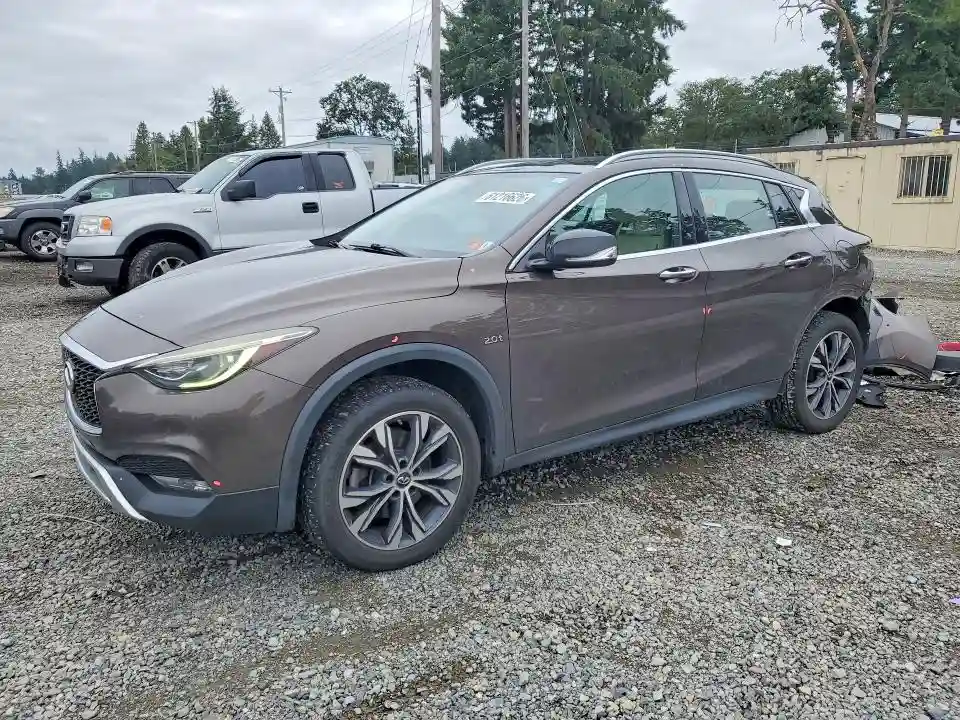 SJKCH5CR2HA017205 2017 INFINITI QX30 PREMI-0