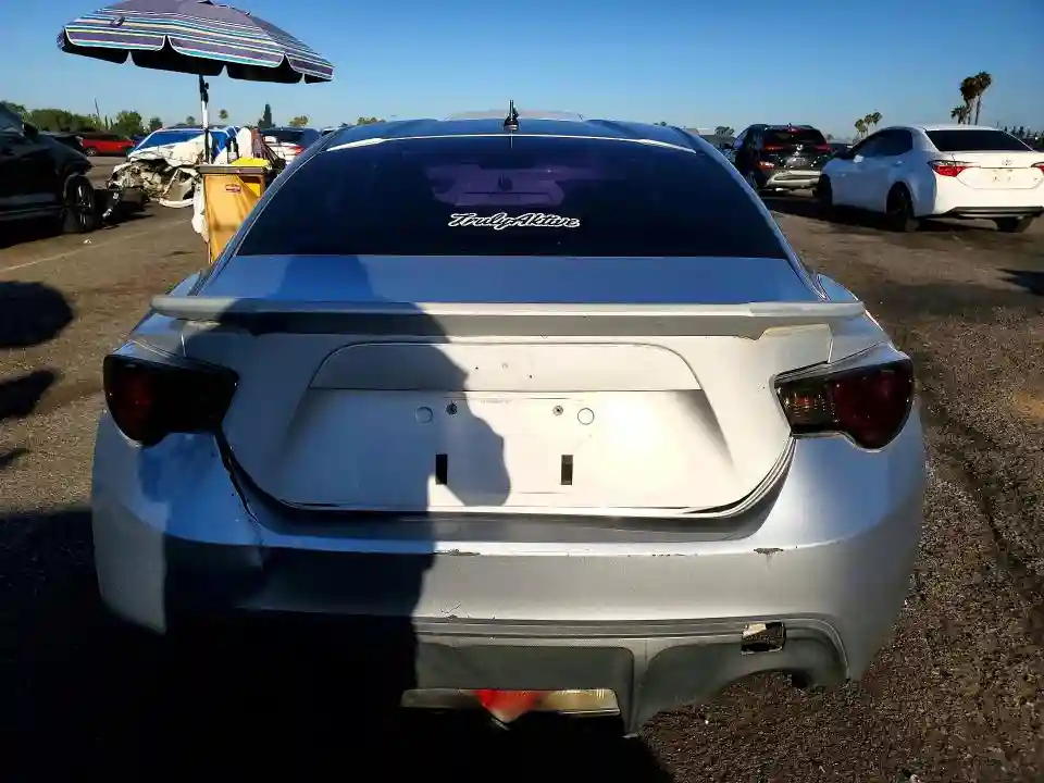 JF1ZNAA1XD1734124 2013 SCION FRS-5