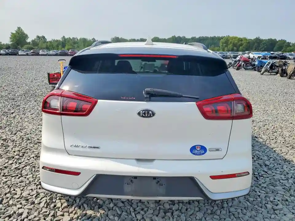 KNDCC3LC2H5050313 2017 KIA NIRO-5