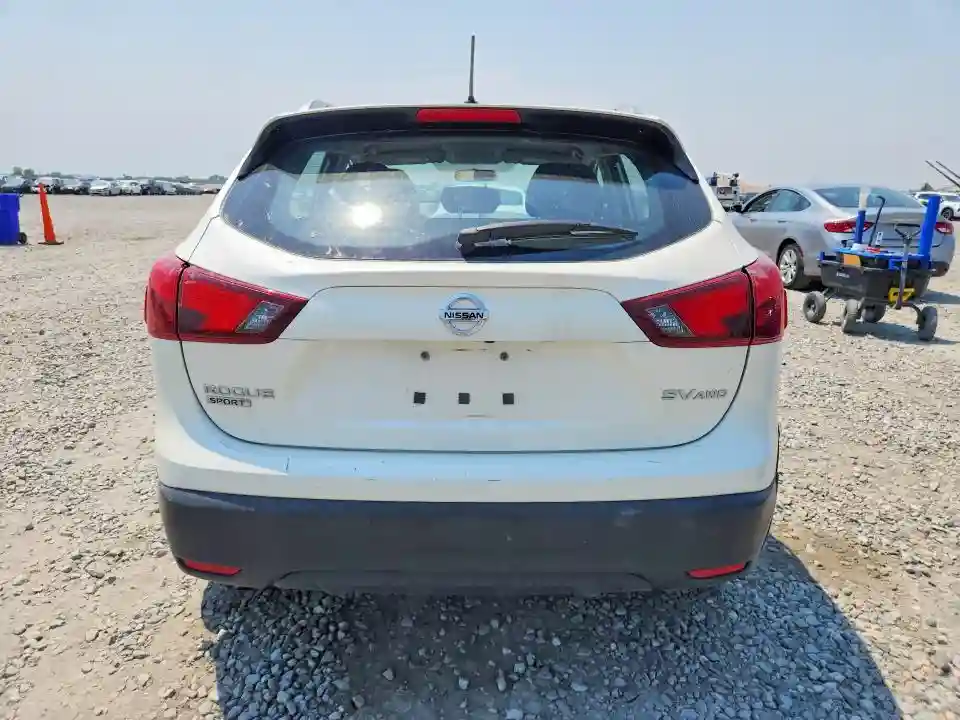 JN1BJ1CR1HW118575 2017 NISSAN ROGUE-5