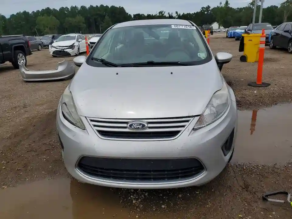 3FADP4BJ9CM149735 2012 FORD FIESTA-4