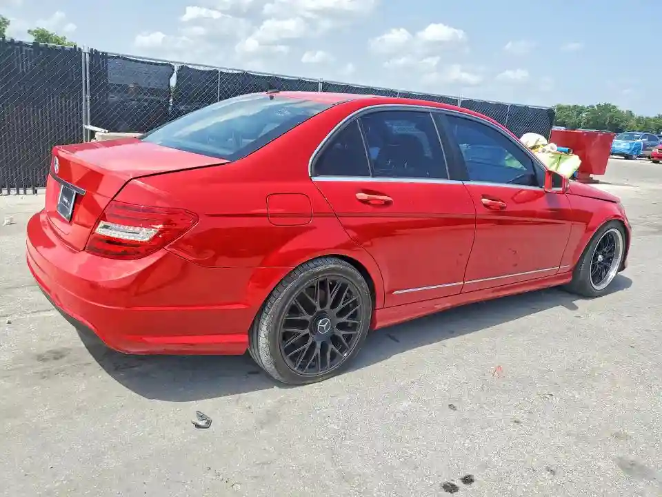 WDDGF4HB5DR288776 2013 MERCEDES-BENZ C-CLASS-2