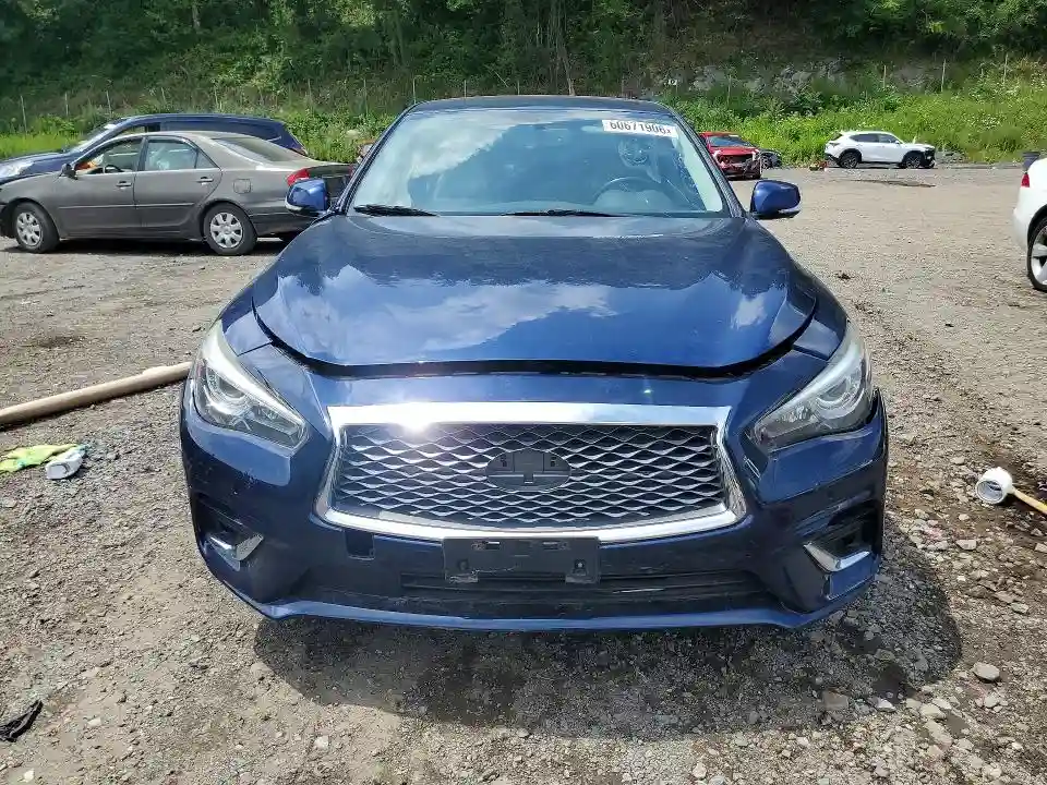 JN1FV7AR2GM450403 2016 INFINITI Q50-4
