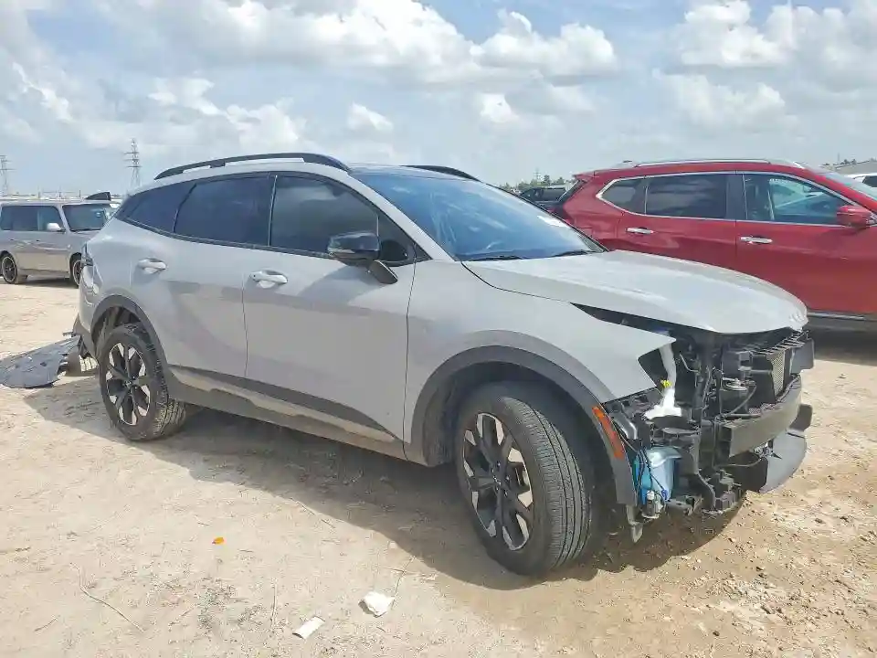 5XYK6CAF2PG097668 2023 KIA SPORTAGE X-3
