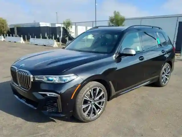 5UXCX6C02N9K13685 2022 BMW X7-1