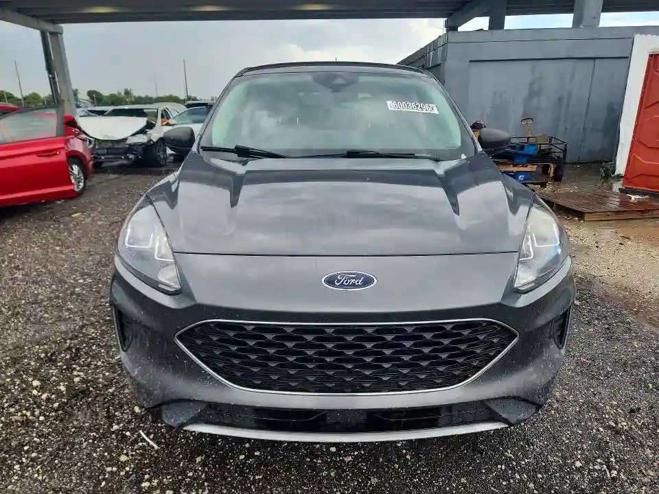 1FMCU0G60NUB30769 2022 FORD ESCAPE-4
