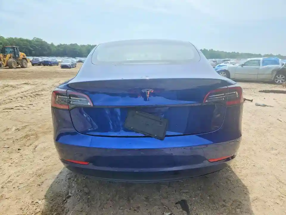 5YJ3E1EA9NF287417 2022 TESLA MODEL 3-5