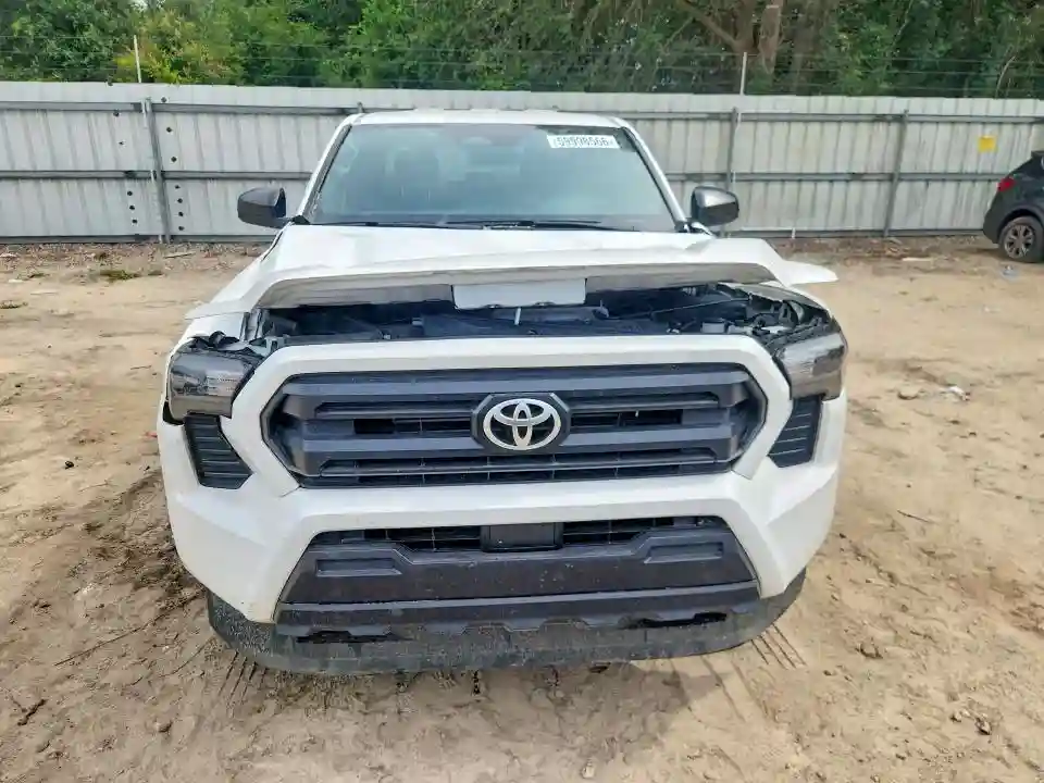 3TYKE5JN8RT028161 2024 TOYOTA TACOMA-4
