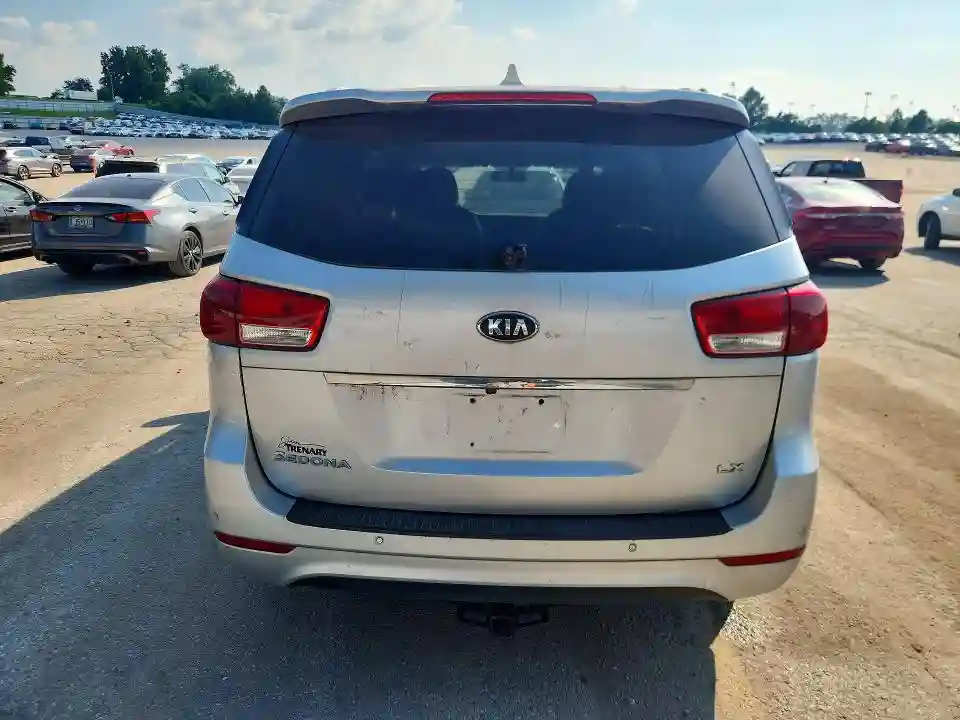 KNDMB5C15H6265955 2017 KIA SEDONA-5