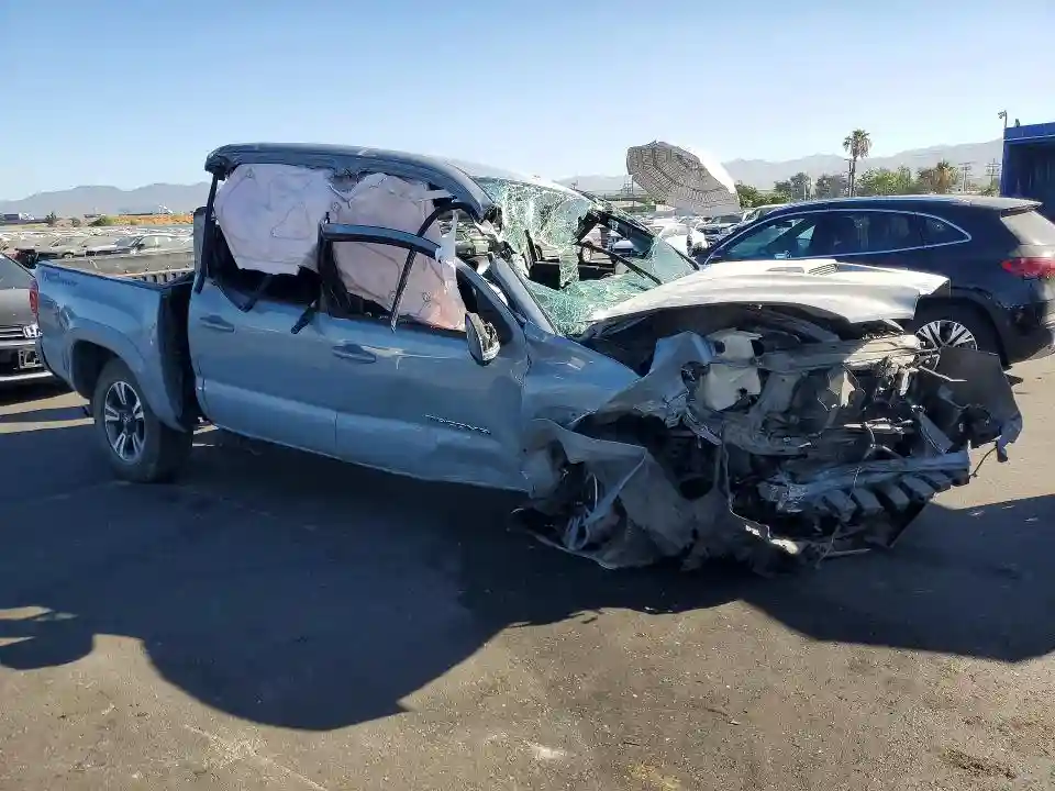 3TMAZ5CN5JM055296 2018 TOYOTA TACOMA TRD-3