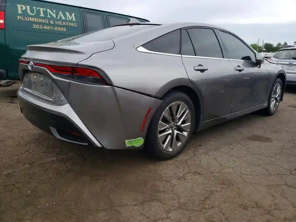 JTDAAAAA2NA006673 2022 TOYOTA MIRAI-2