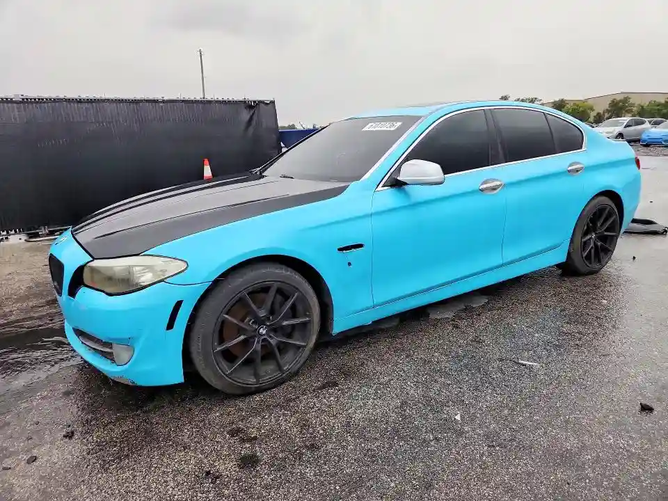 WBAFR9C53BC757470 2011 BMW 5 SERIES-0