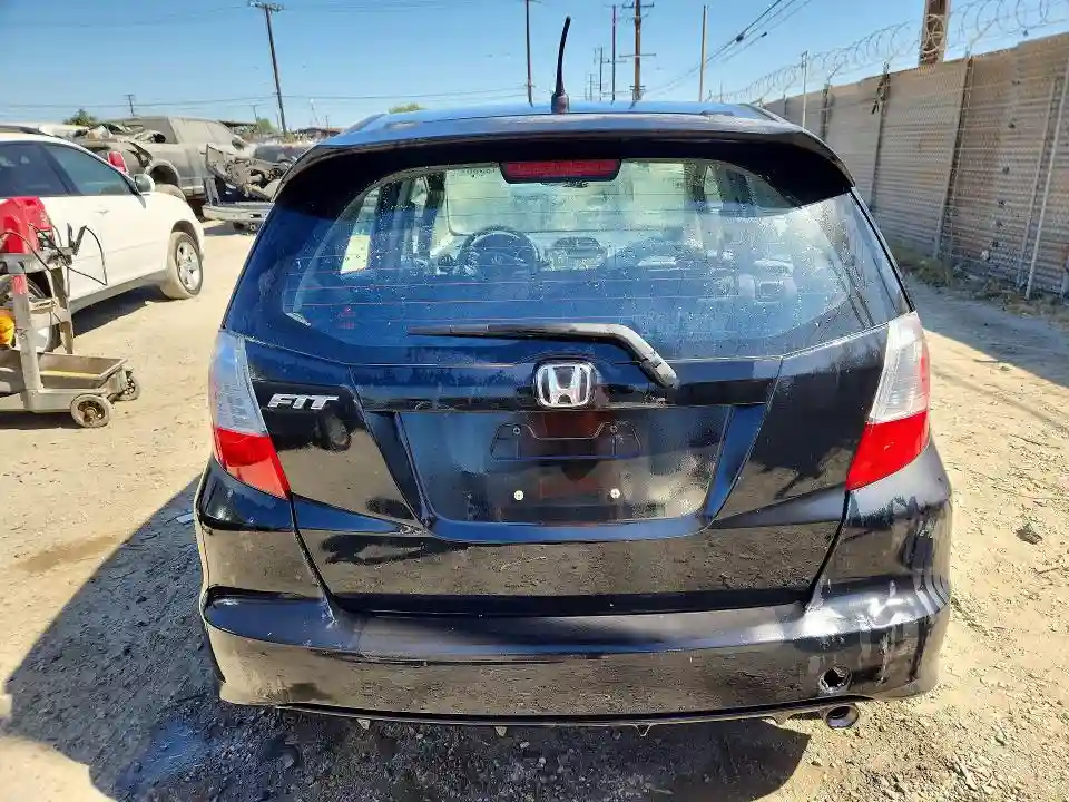 JHMGE8H56DC049284 2013 HONDA FIT-5