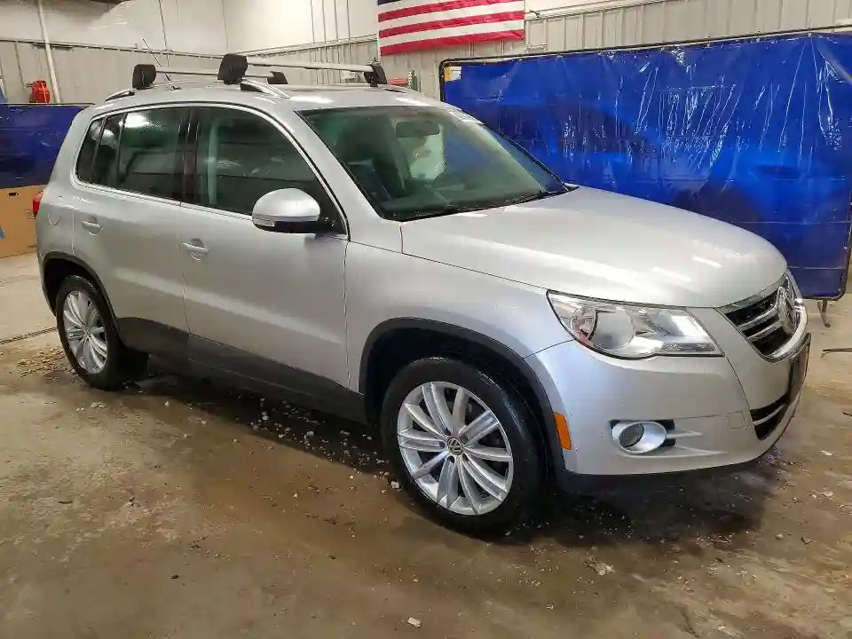 WVGBV7AX2BW539293 2011 VOLKSWAGEN TIGUAN-3