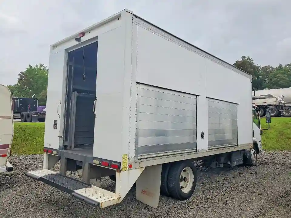 JALE5W165E7900032 2014 ISUZU NQR-2