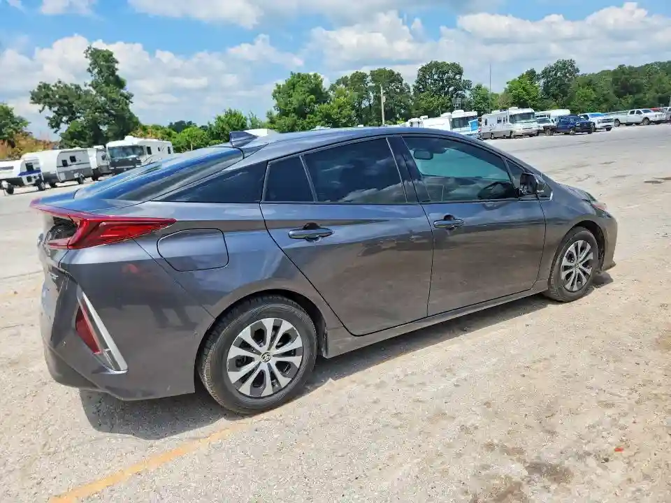 JTDKARFP0L3152569 2020 TOYOTA PRIUS-2