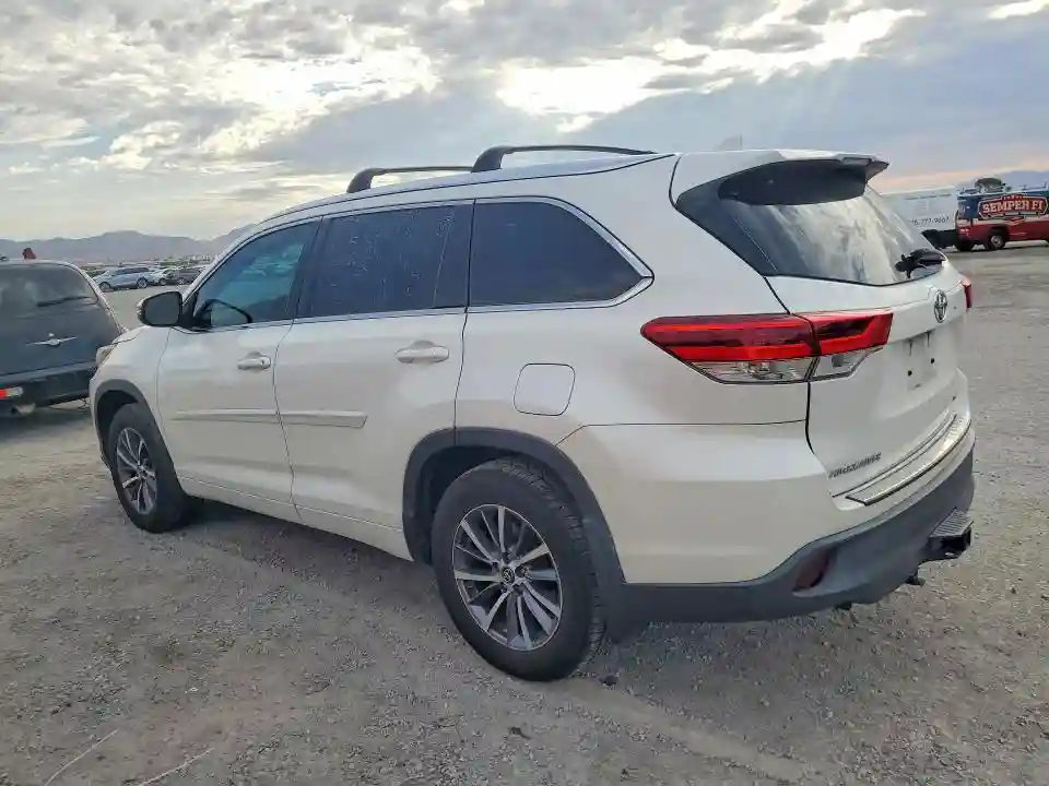 5TDJZRFH8HS515428 2017 TOYOTA HIGHLANDER-1