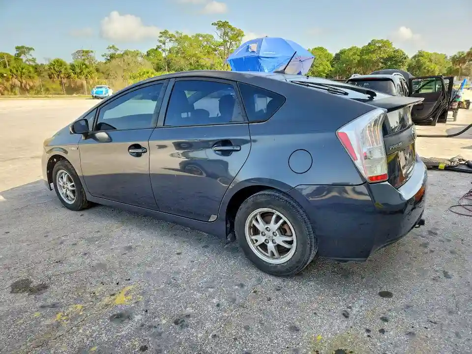 JTDKN3DU2A0185422 2010 TOYOTA PRIUS II-1