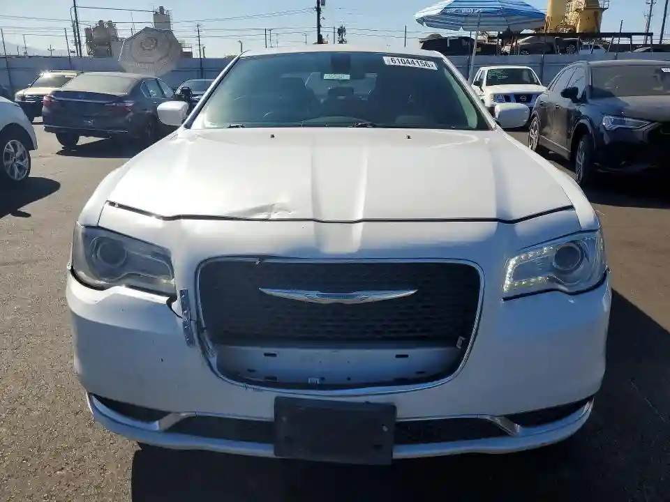 2C3CCAAG5FH785775 2015 CHRYSLER 300-4