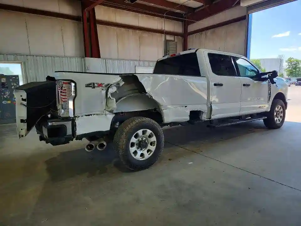 1FT8W3BT3REC86856 2024 FORD F350-2