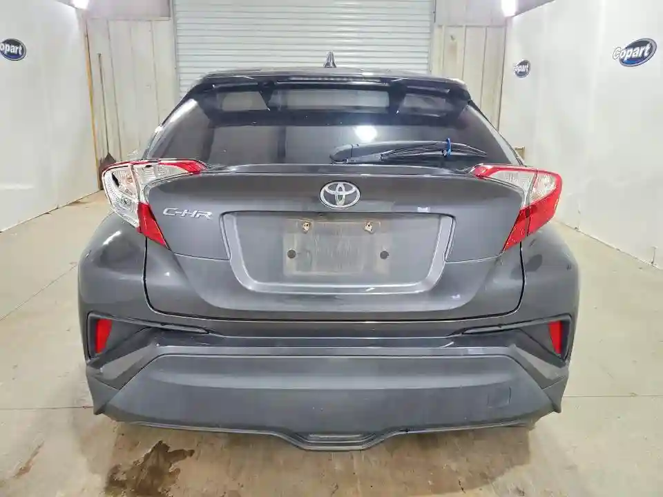 NMTKHMBX0MR131305 2021 TOYOTA C-HR-5