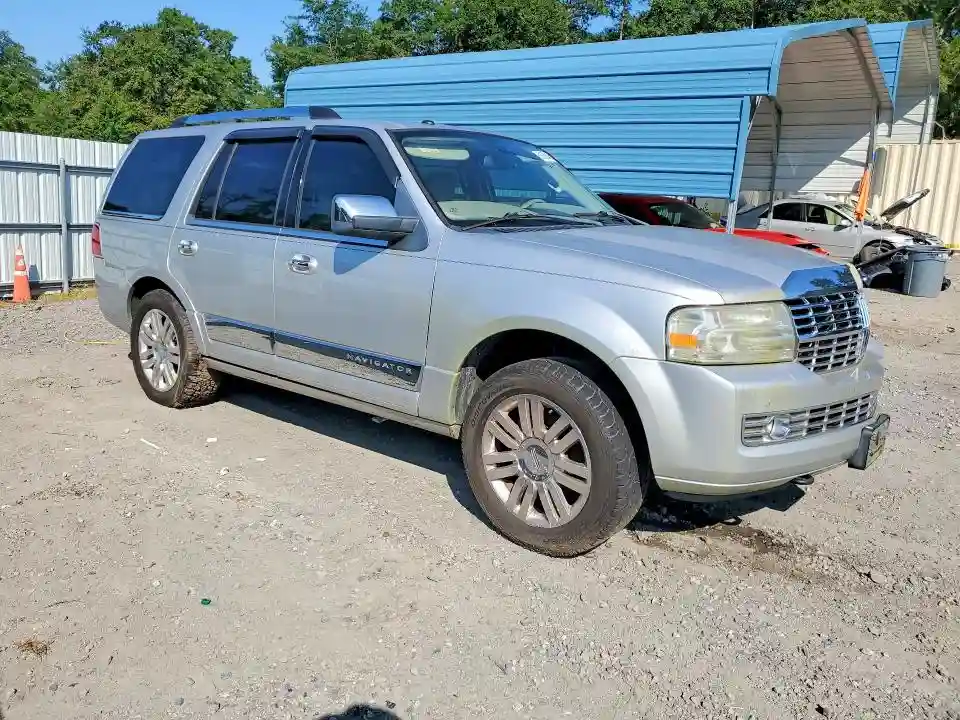 5LMJJ2J51BEJ06284 2011 LINCOLN NAVIGATOR-3