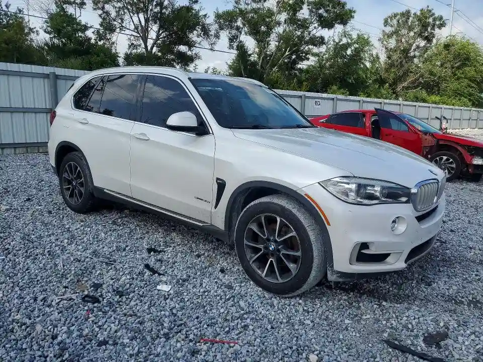5UXKR2C3XH0X05351 2017 BMW X5-3