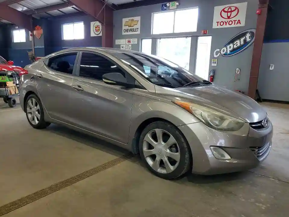 5NPDH4AE4DH175114 2013 HYUNDAI ELANTRA-3