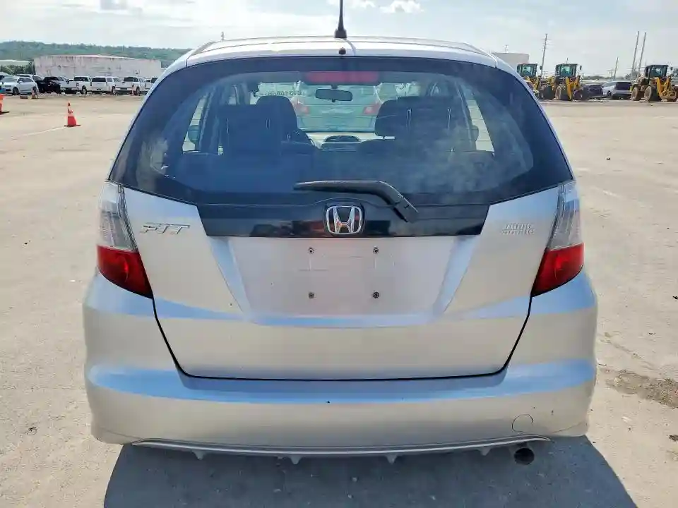 JHMGE8H3XDC044927 2013 HONDA FIT-5