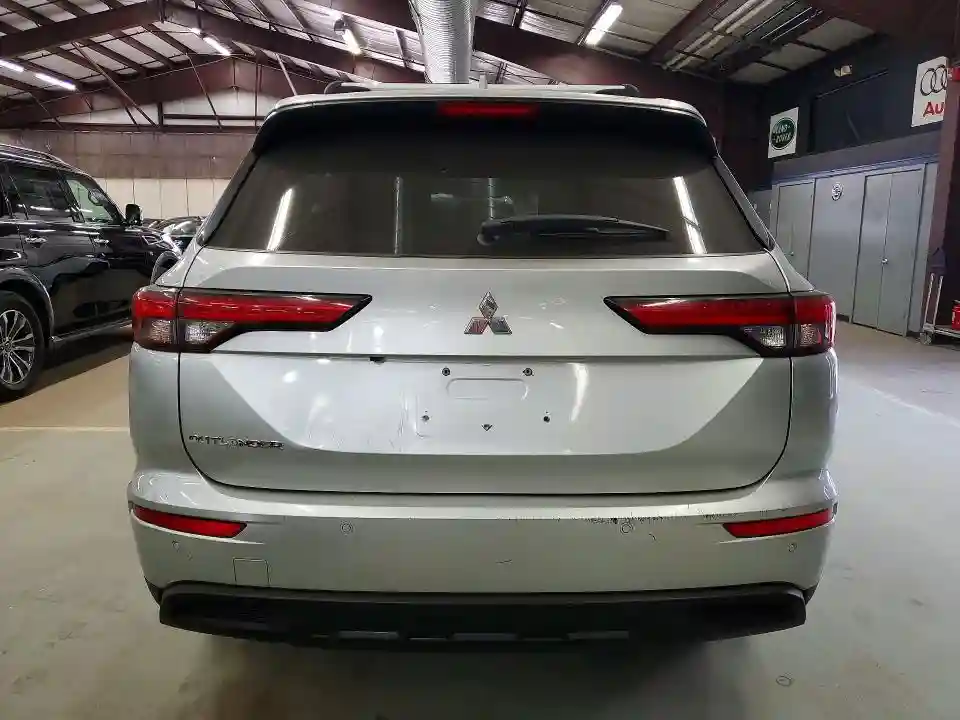JA4J4TA80NZ023855 2022 MITSUBISHI OUTLANDER-5