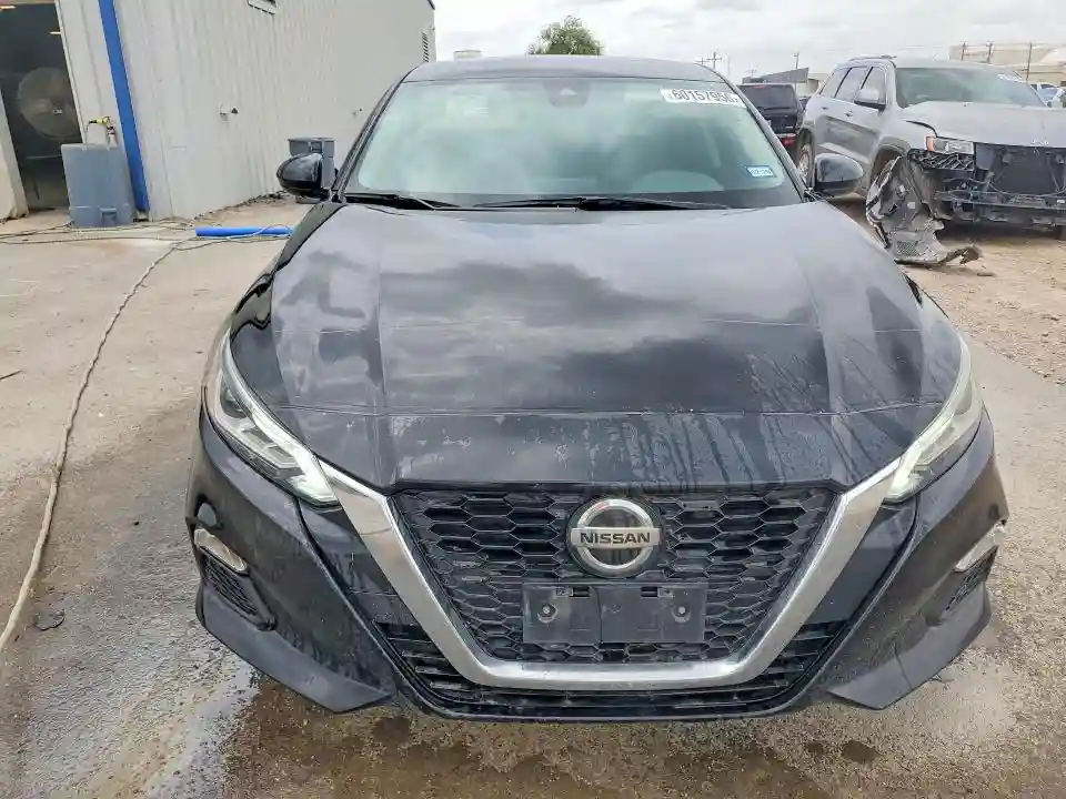 1N4BL4DV6MN417618 2021 NISSAN ALTIMA-4