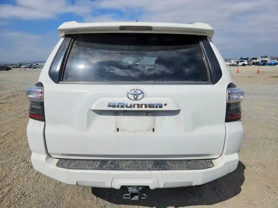JTEZU5JR6H5153532 2017 TOYOTA 4RUNNER-5
