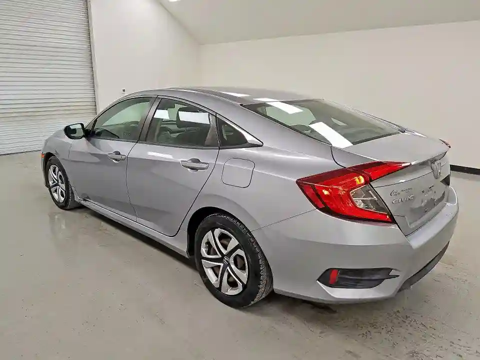 2HGFC2F58JH562386 2018 HONDA CIVIC-1
