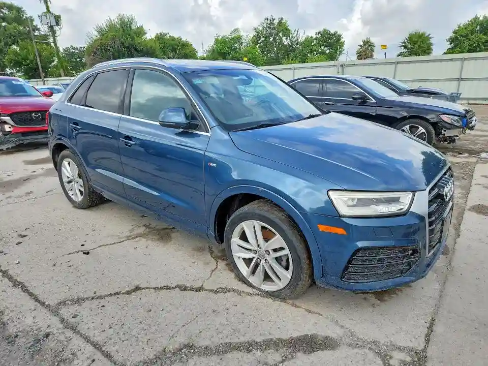 WA1JCCFS5JR005434 2018 AUDI Q3-3
