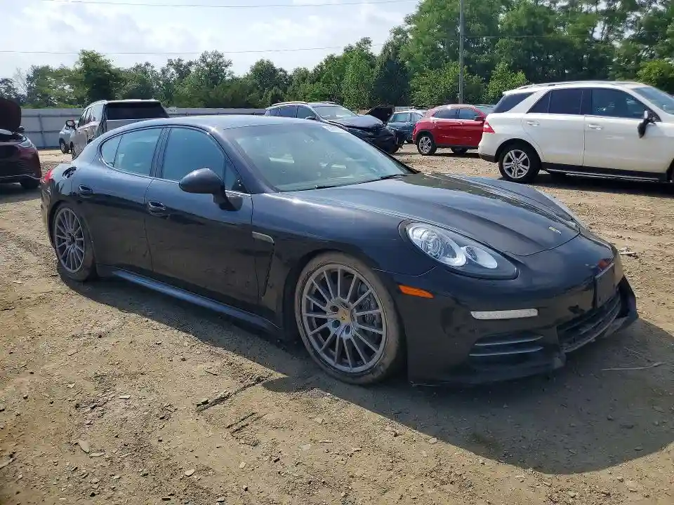 WP0AA2A79GL003920 2016 PORSCHE PANAMERA-3