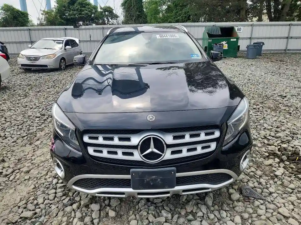 WDCTG4GBXJJ418594 2018 MERCEDES-BENZ GLA-CLASS-4